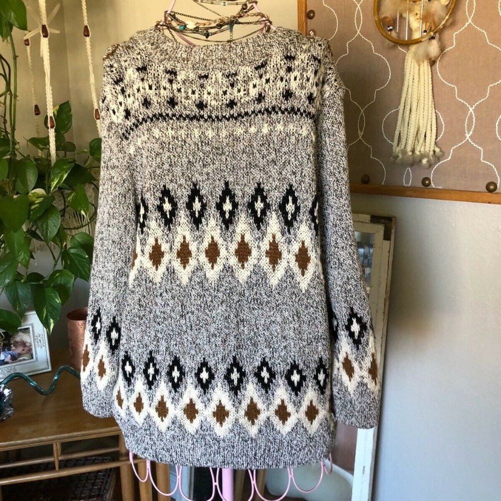 H&M geometric heavy pullover sweater sizeM nwot